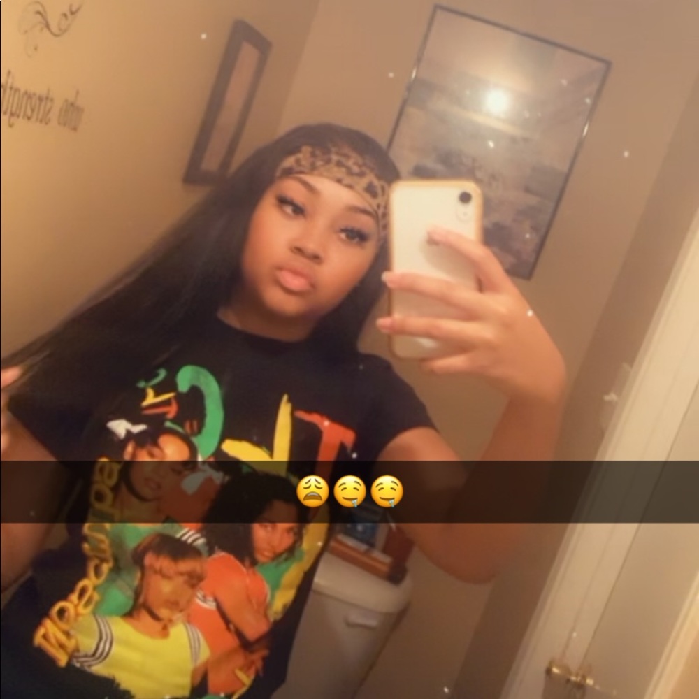 Meet your Posher, Jenesis